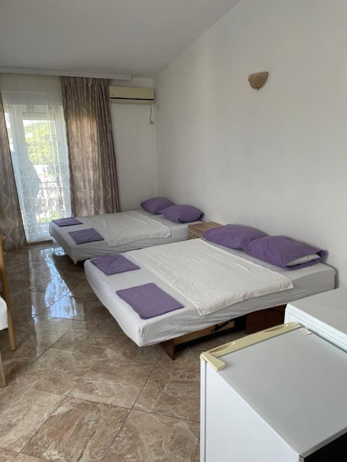 Apartments Neda Sutomore Ngoại thất bức ảnh