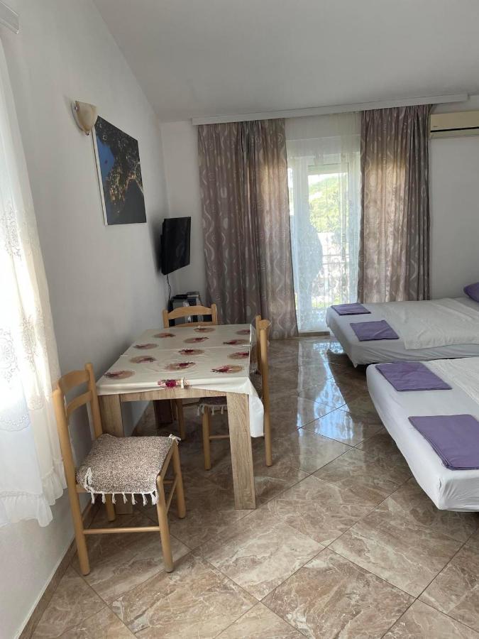 Apartments Neda Sutomore Ngoại thất bức ảnh
